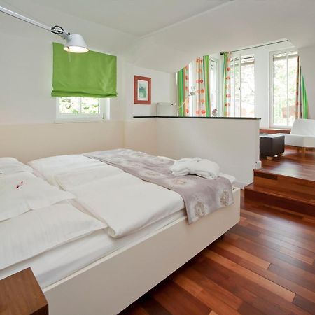 Seehotel Hubertushof Velden am Wörthersee Buitenkant foto