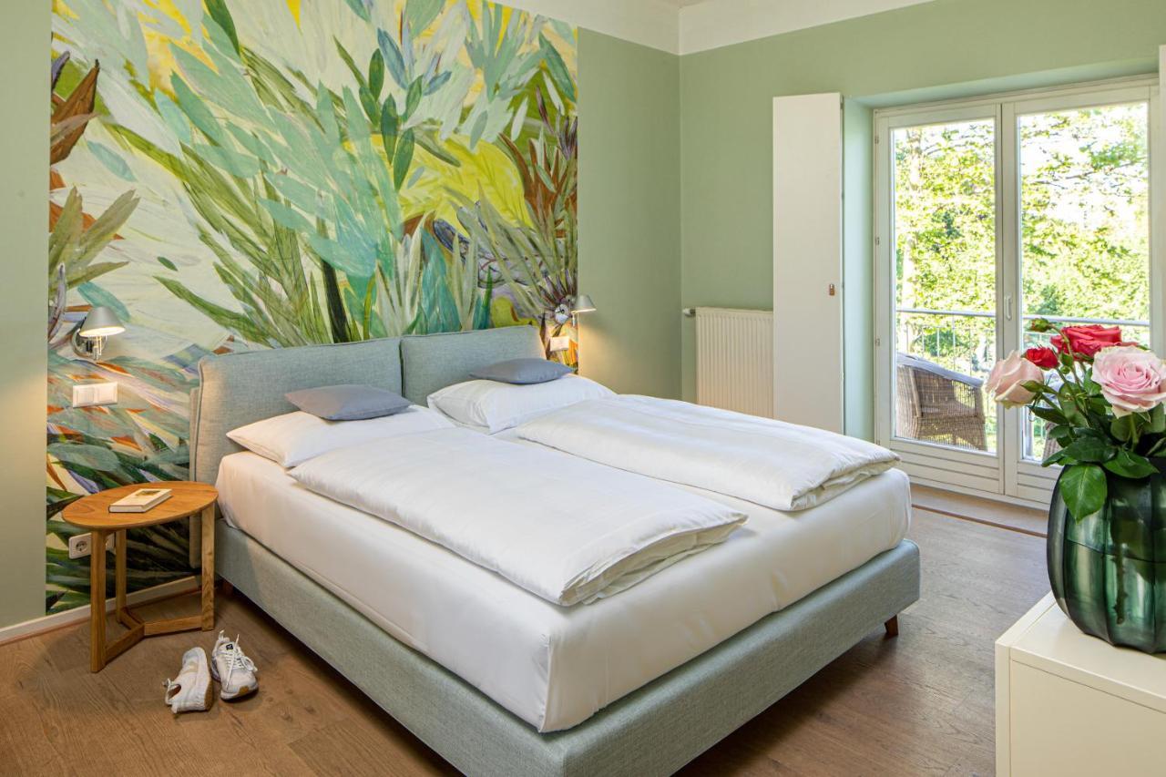 Seehotel Hubertushof Velden am Wörthersee Buitenkant foto
