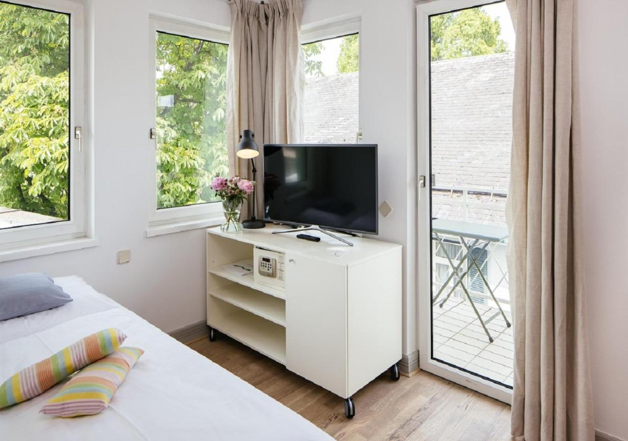 Seehotel Hubertushof Velden am Wörthersee Buitenkant foto