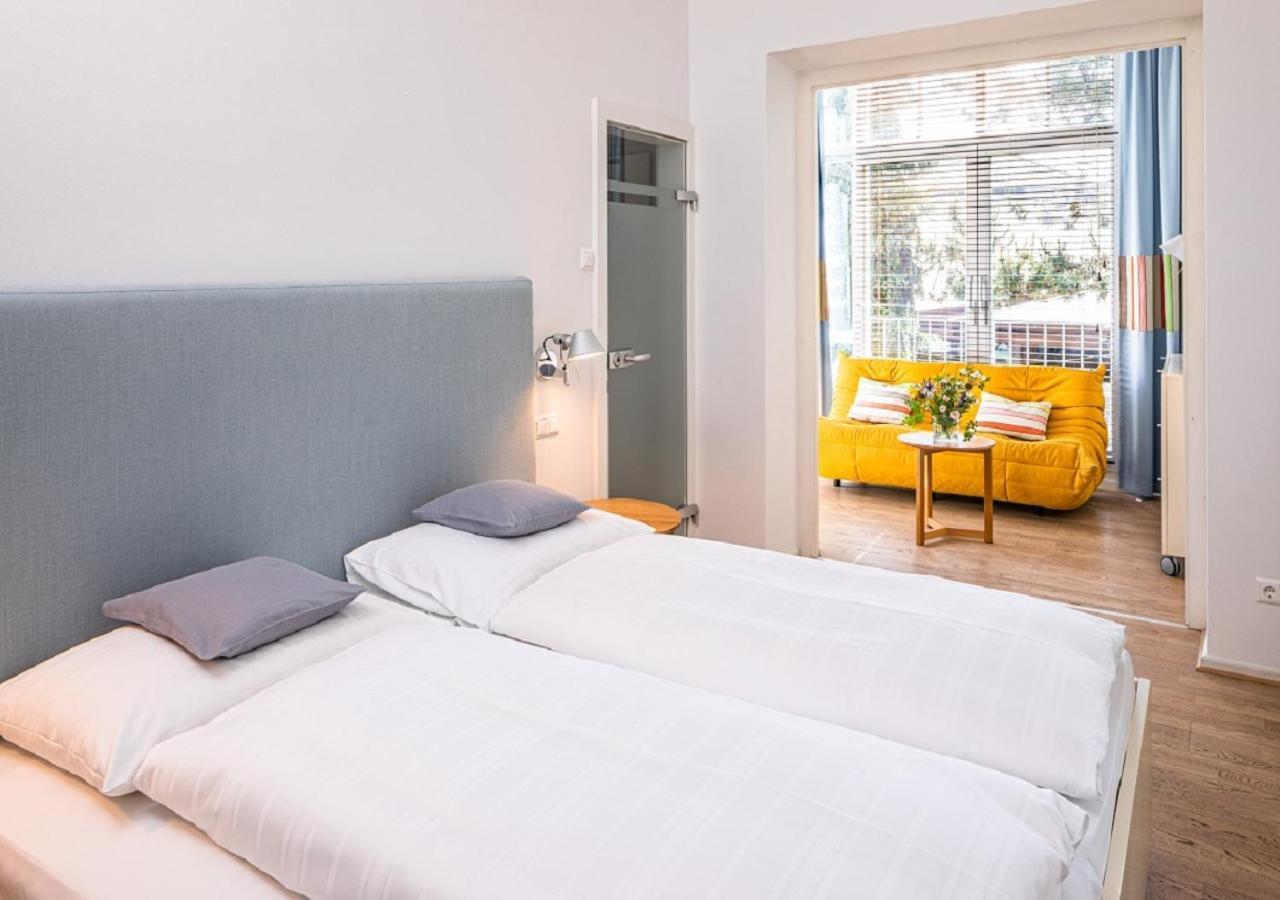 Seehotel Hubertushof Velden am Wörthersee Buitenkant foto